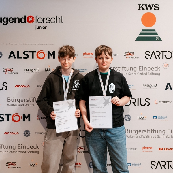 260411_Eventfotos_JugendForscht_Gewinner_007.jpg