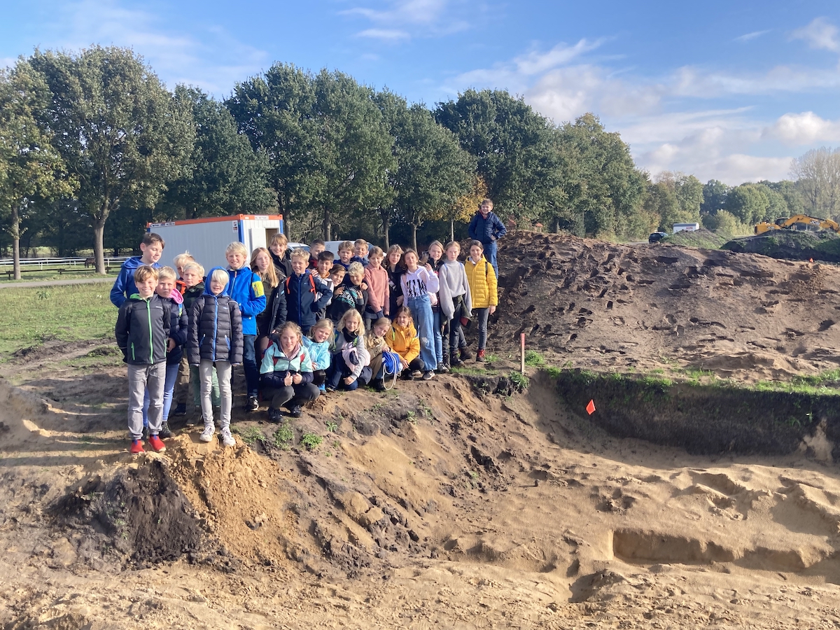 Besuch einer archäologischen Ausgrabung in Laxten